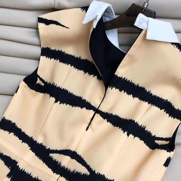 NEW Mini Dress Animal Print With Hidden Side Pockets  / Valentino Style - Picture 8 of 10